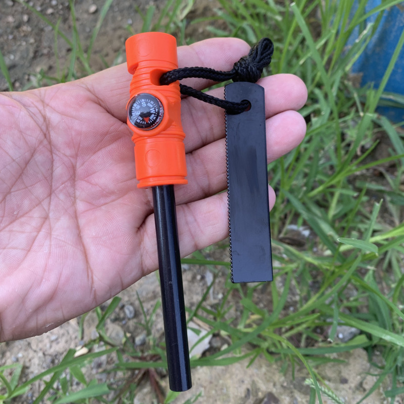 Survivor Long Style Three-in-O - Fire Starter Flint 评论和价格